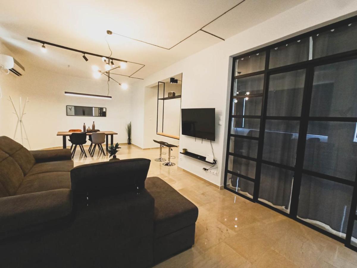 Sunlight - Volos City Center Spacious Modern Apartments Extérieur photo