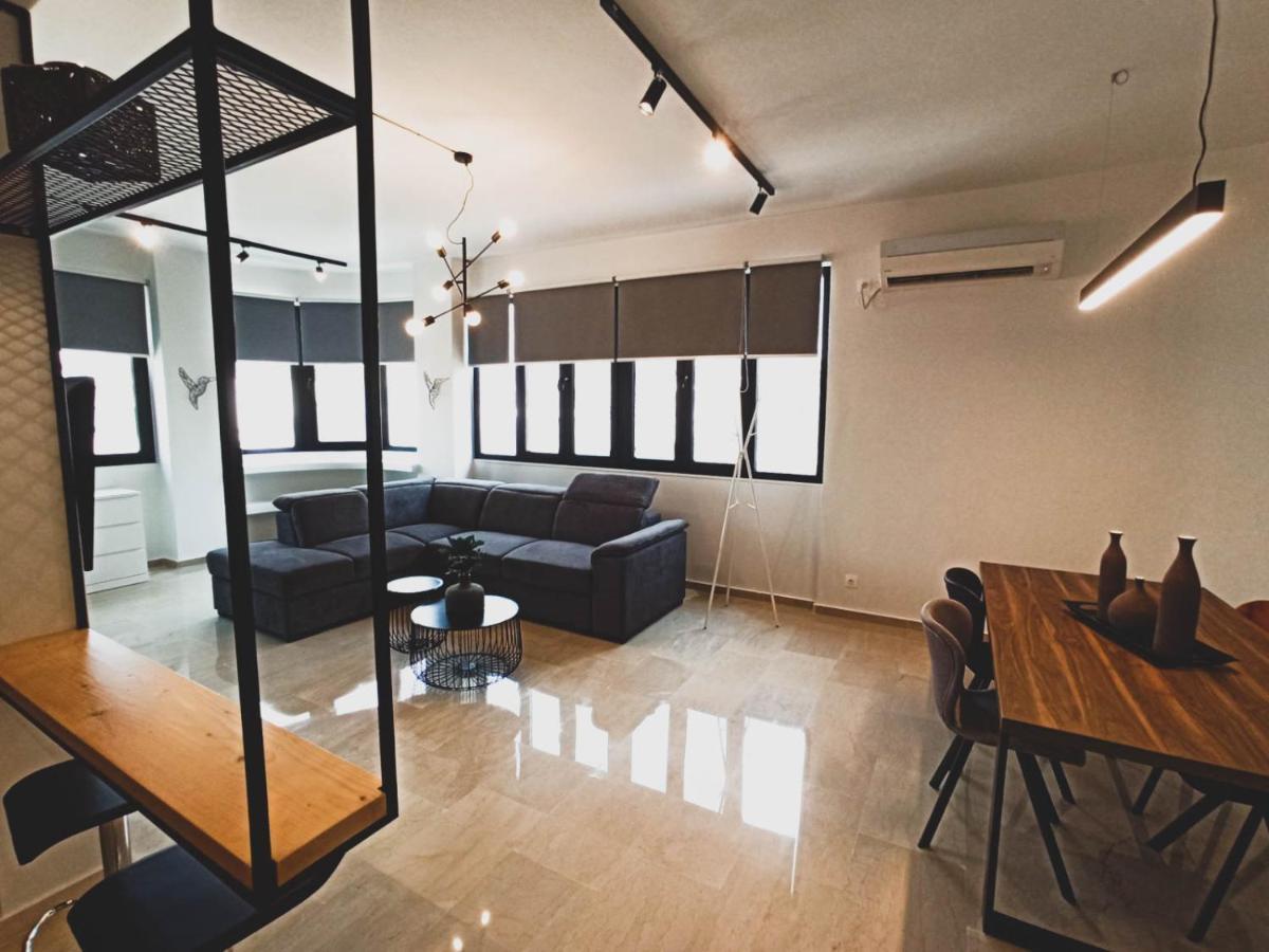 Sunlight - Volos City Center Spacious Modern Apartments Extérieur photo